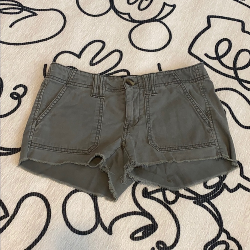 American eagle green shorts